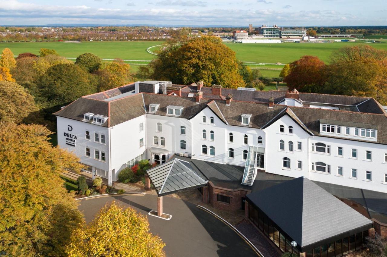 Delta Hotels By Marriott York Exterior photo